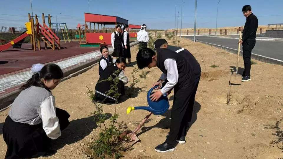 185 школ проекта «Келешек мектептері» приняли участие в акции «Таза Қазақстан»