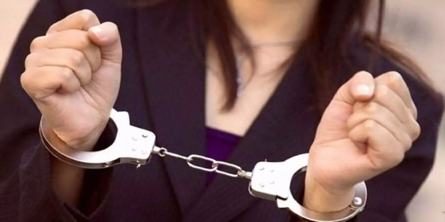 «Англияға жұмысқа жіберемін» деген әйел уәдемен 10 адамды сан соқтырды