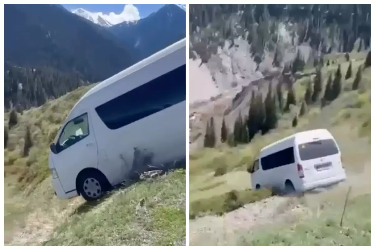 Көлсайда туристік автобус тау беткейінен сырғып кетті (видео)