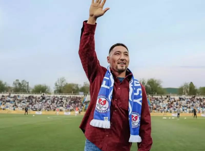 Казахстанский боксер Алимханулы жестко ответил на призыв лишить титула