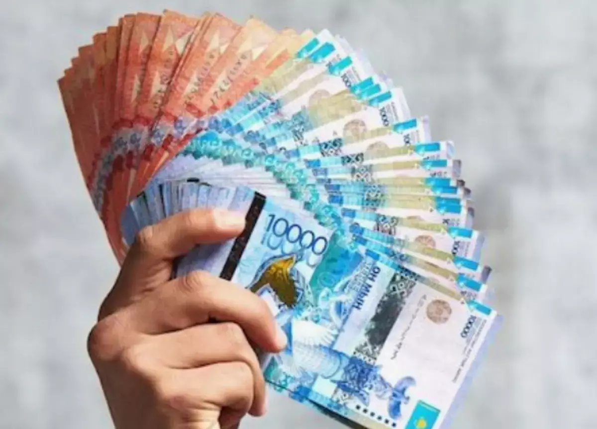 Осторожно, наличка: в Казахстане стало опасно брать в руки крупные купюры тенге - новости на Lada.kz 25.04.2026