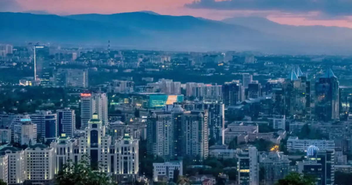   Алматыда Жириновскийге ескерткіш тақта орнату мүмкін бе?   