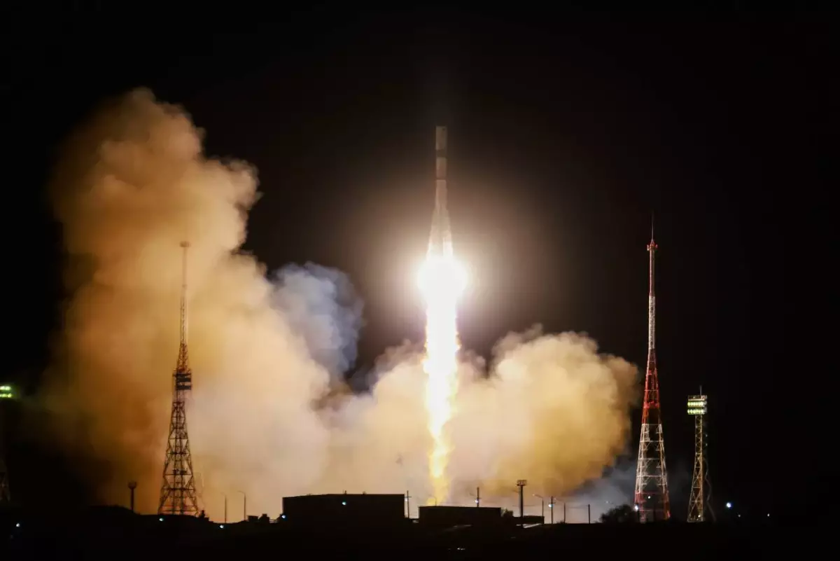 "Союз" зымыраны ғарыштық жүк кемесімен бірге Байқоңыр ғарыш айлағынан ұшырылды