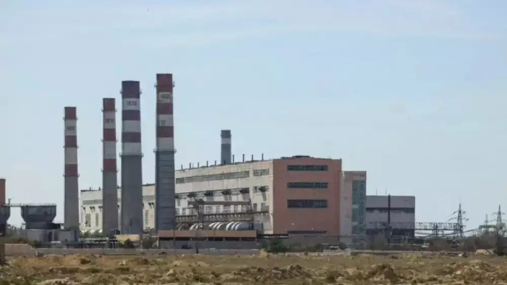 Двое работников атомного комбината в Актау получили кислотные ожоги лица и глаз