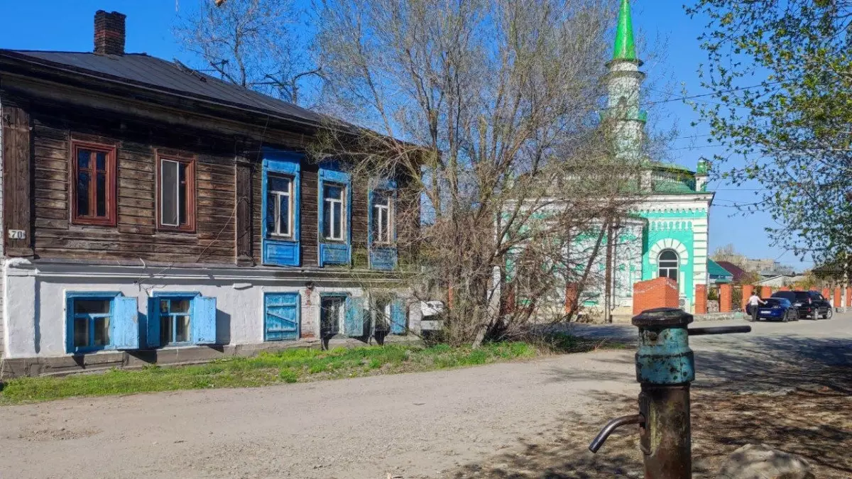 Как выглядит дом Ауэзова в Семее, который лишили статуса памятника и защиты