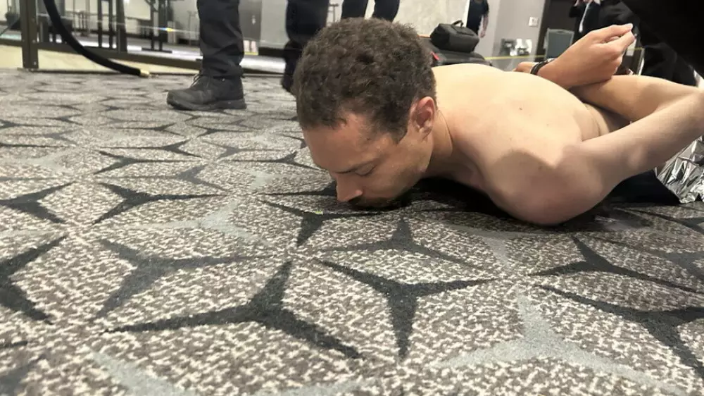 Стрелявший на ужине с Трампом мужчина сообщил, кто был его целью