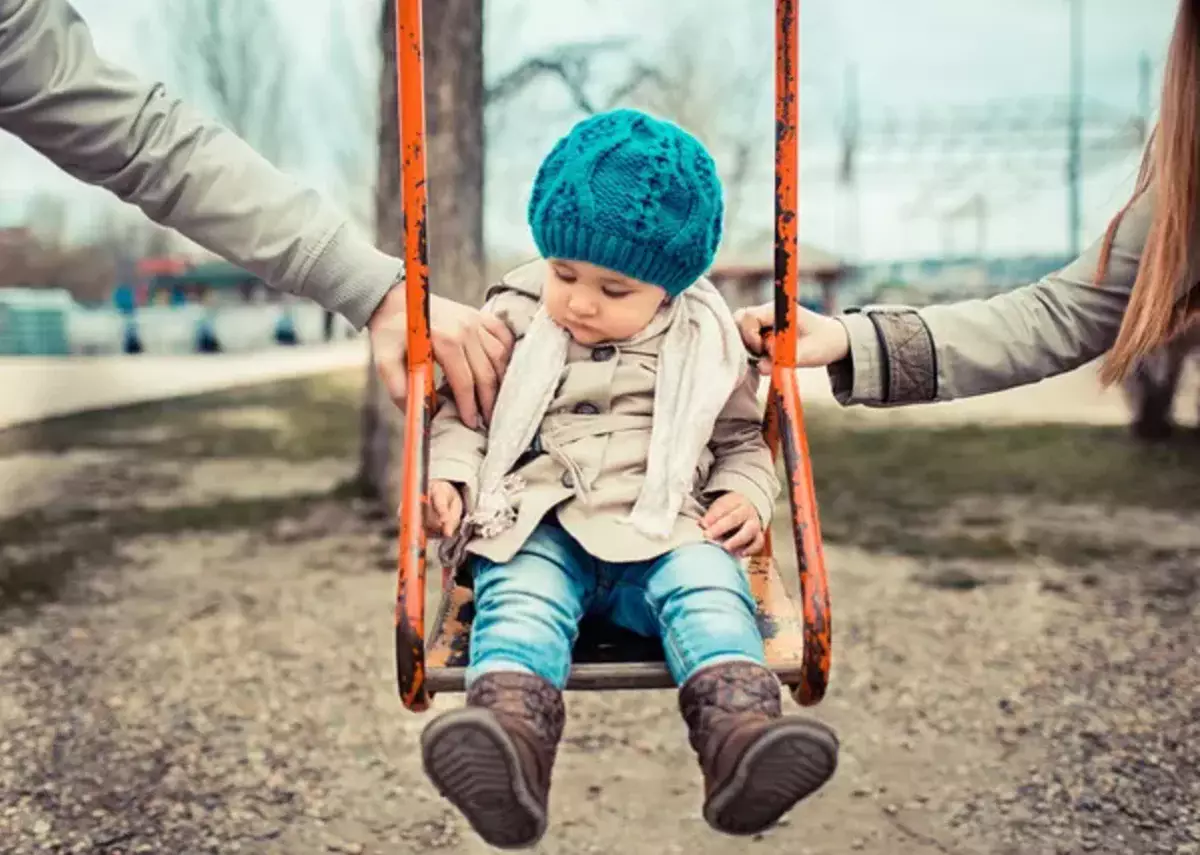 Ажырасу бала психикасына қалай әсер етеді