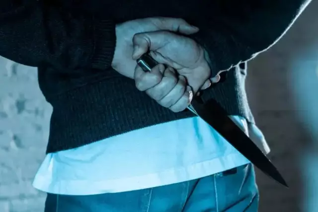 Бұрынғы сыныптасын пышақтаған күдікті қамауға алынды