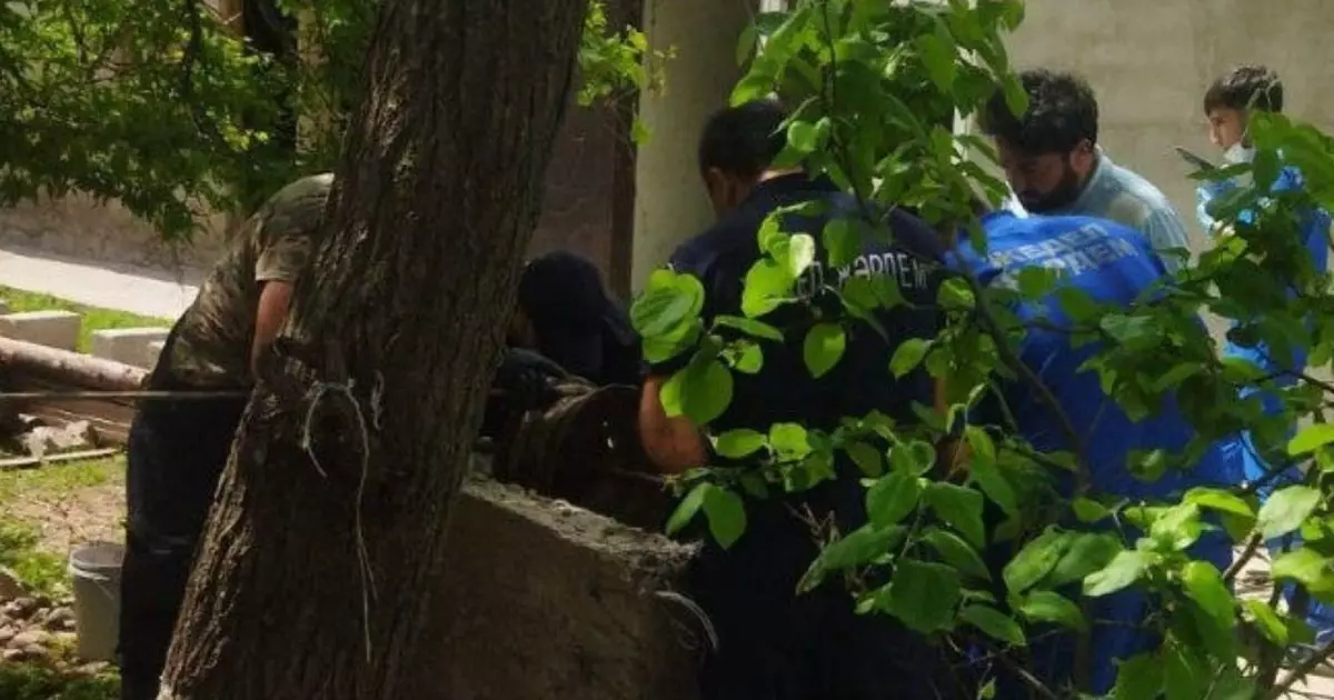  Шымкентте қыз бала 24 метрлік құдыққа құлап кетті 