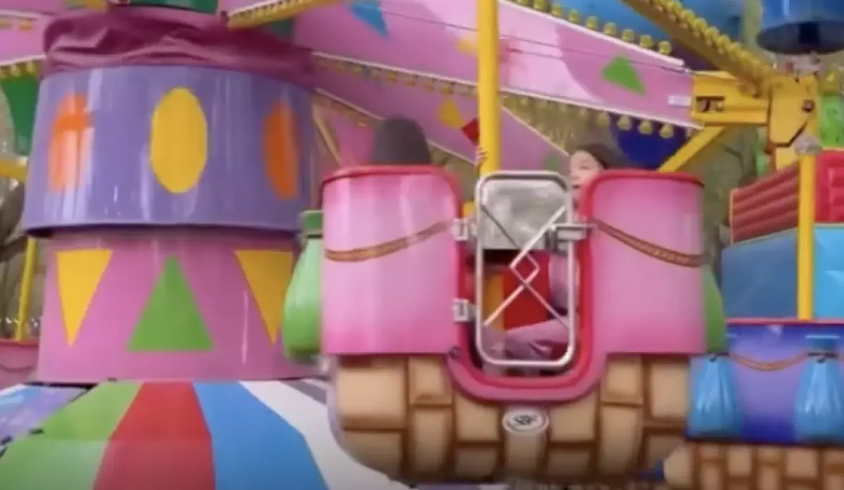 Кабина сорвалась с карусели в Центральном парке Астаны: мать заявила о ЧП с детьми