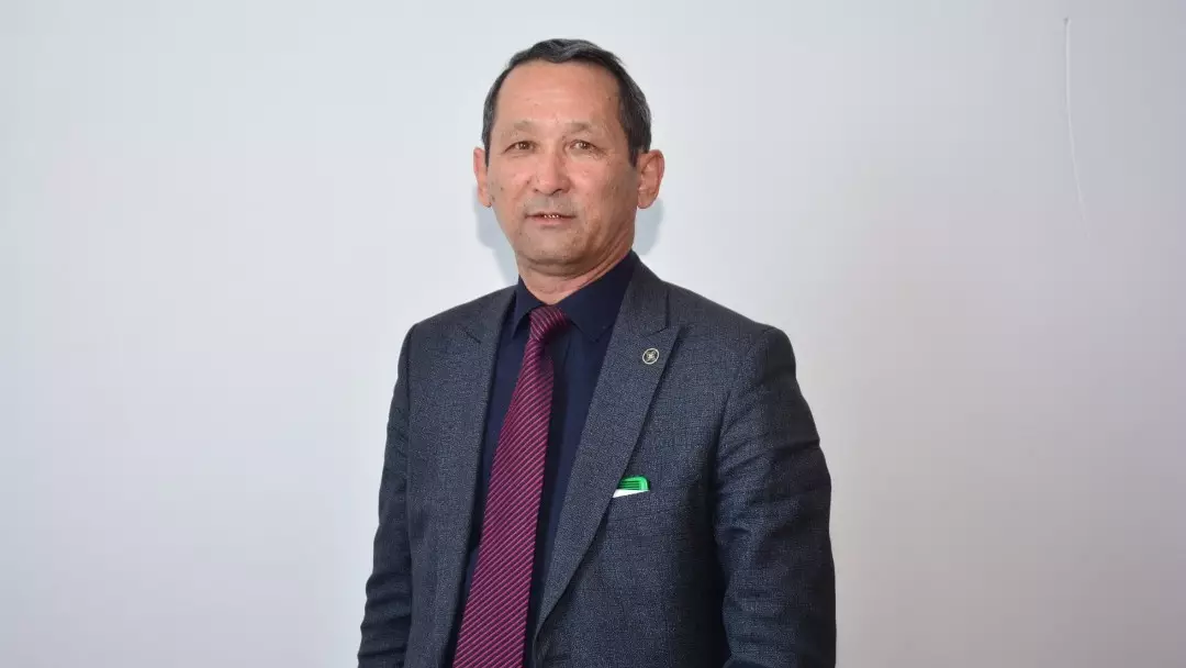 Сәрсеновтер әулеті: білімге бастар жол