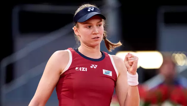 Рыбакина устроила камбэк и выбила олимпийскую чемпионку