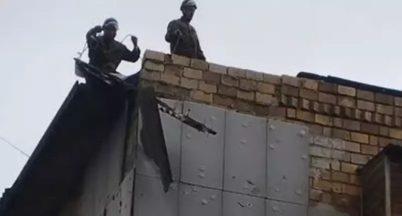 Шквальный ветер сорвал крыши и обрушил трубу в Карагандинской области