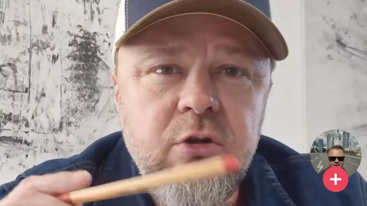 Марқұм Мұхтар Шахановты "шарлатан" деген адам үндеу жасады