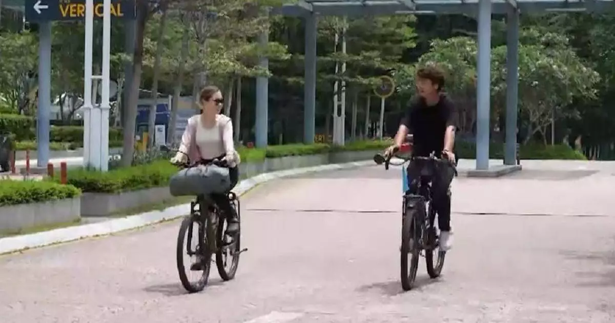  Cемейная пара доехала из Алматы до Малайзии на велосипедах 