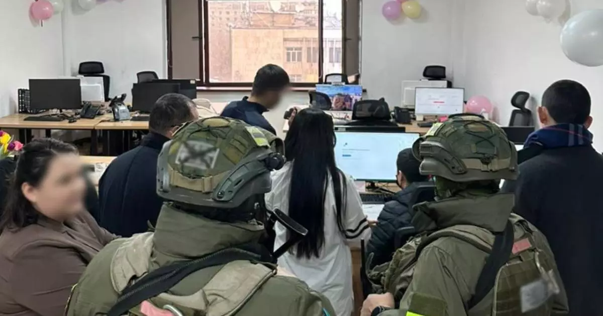  Қазақстандықтардың жеке деректерін сатқан: ҰҚК Алматы мен Астанада ұстау шараларын жүргізді 