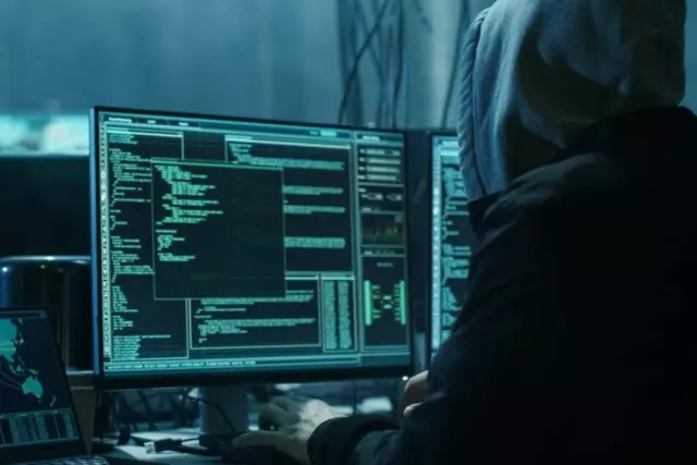 Қазақстандықтардың жеке деректерін сатып келген адамдар ұсталды