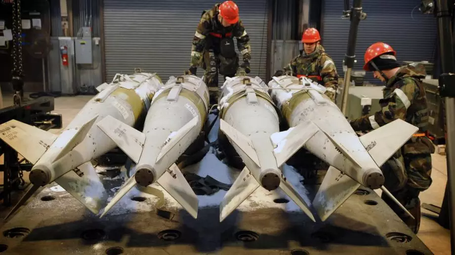 SIPRI: Әлемдік әскери шығындар рекордтық көрсеткішке жетті