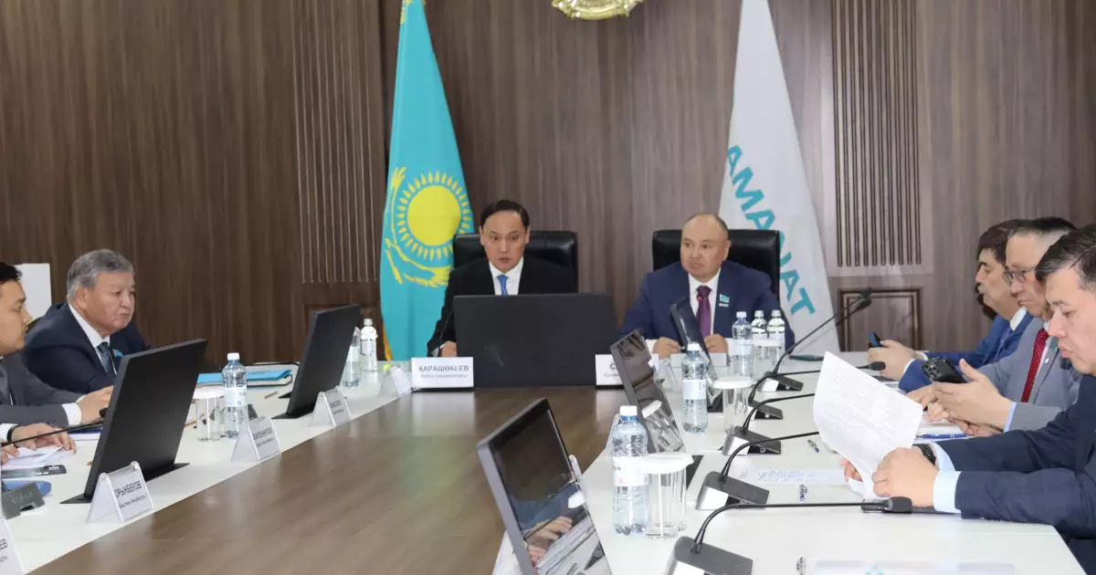  Таразда сыбайлас жемқорлыққа қарсы күрес пен ашықтық мәселелері талқыланды 