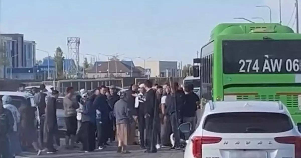  Атырау облысында 8 жастағы баланы автобус қағып кетті 