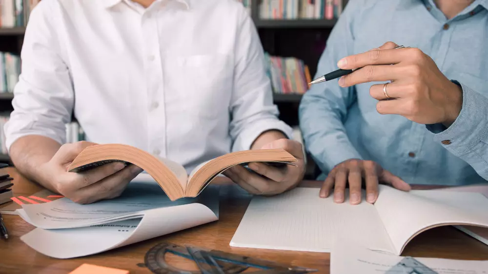 В Мажилисе заговорили о коррумпированных акимах и министрах