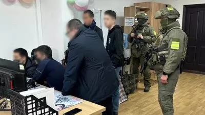 Жеке деректерді заңсыз сатқан топ ұсталды