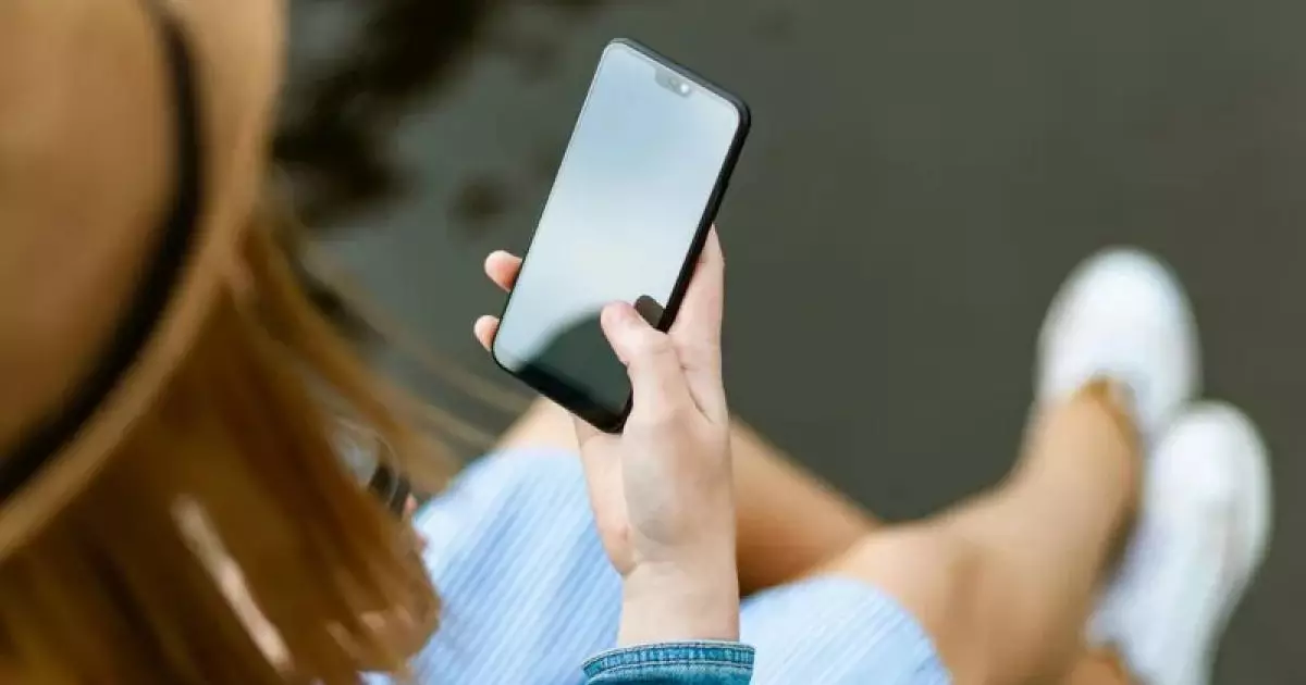  Казахстанцев предупреждают о новой схеме кражи денег через ИИ 