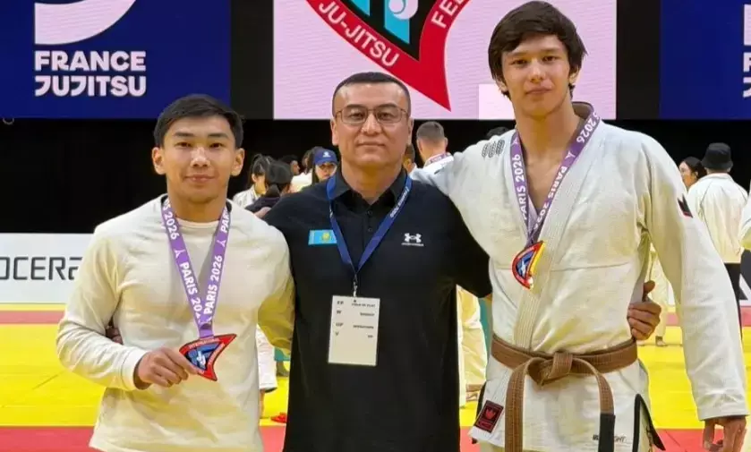 Отандық джиу-джитсу шеберлері Парижде чемпионы атанды