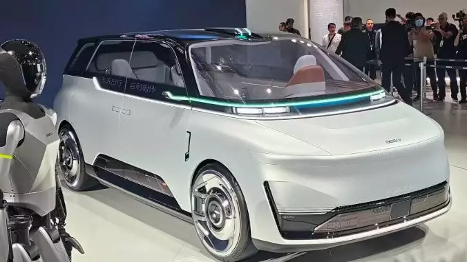 Geely-дің алғашқы роботаксиі қандай болмақ