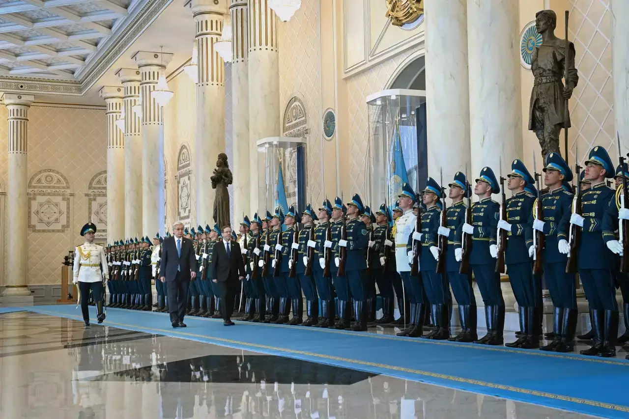 Ақордада Израиль Президентін қарсы алу рәсімі өтті