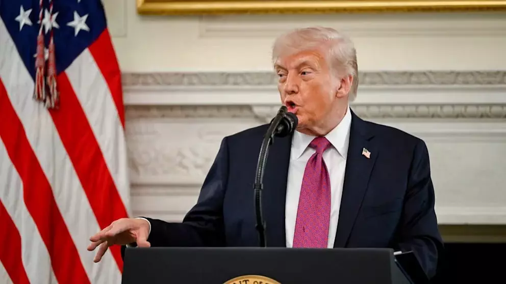 Ақ үйдегі қарулы қақтығыс: Трамп төтенше жағдайға қатысты шұғыл мәлімдеме жасады