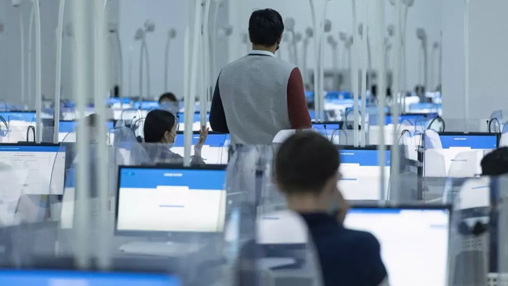 Только одна попытка сдать ЕНТ – министру напомнили о суицидах