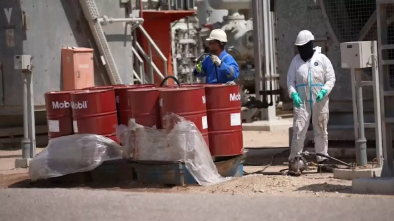 Переговоры Иран-США: нефть подорожала