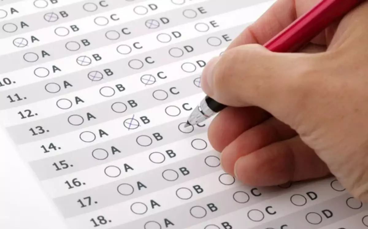 "ҰБТ-ны алмастыруы тиіс": Министр талапкерлерге арналған жаңа балама тест туралы айтып берді