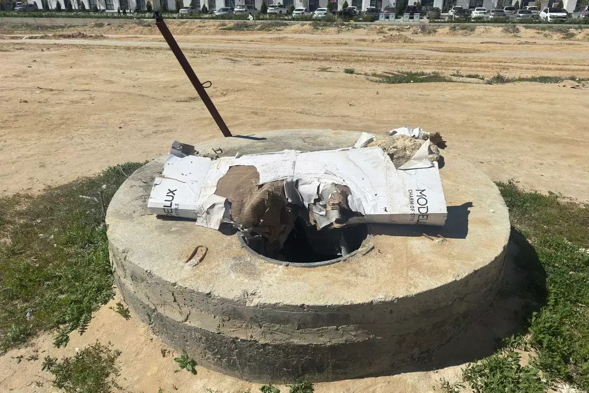 Ребёнок провалился в канализационный люк в Актау - новости на Lada.kz 27.04.2026