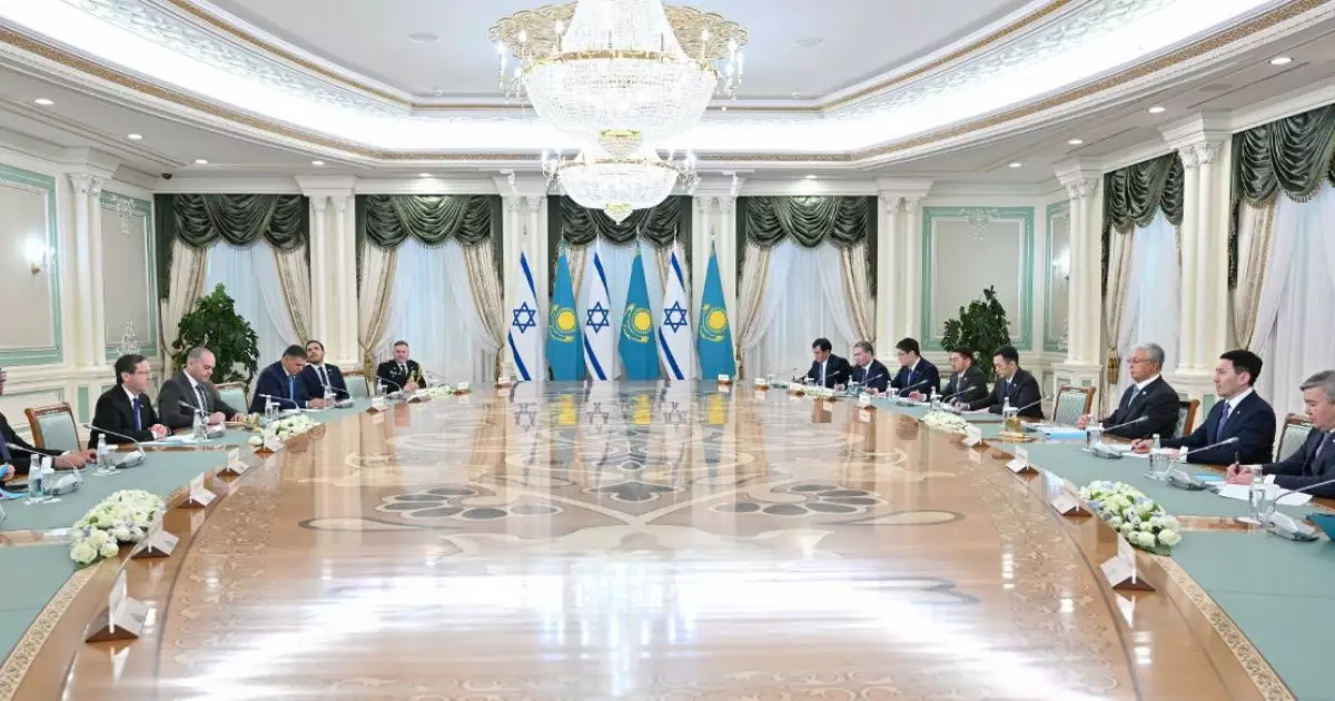   Белсенді саяси диалог орнады   