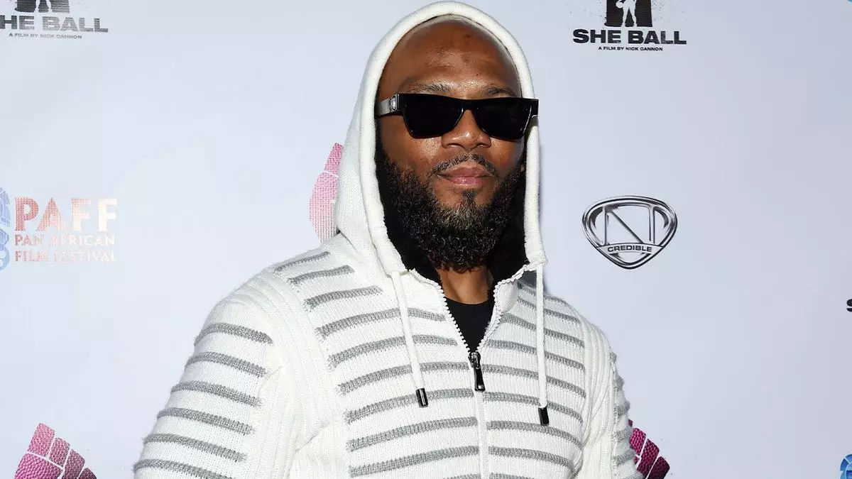 Звезда фильма «Угроза обществу» Сэмюэл Монро-младший находится на аппарате жизнеобеспечения после того, как менингит не лечили в течение нескольких месяцев.