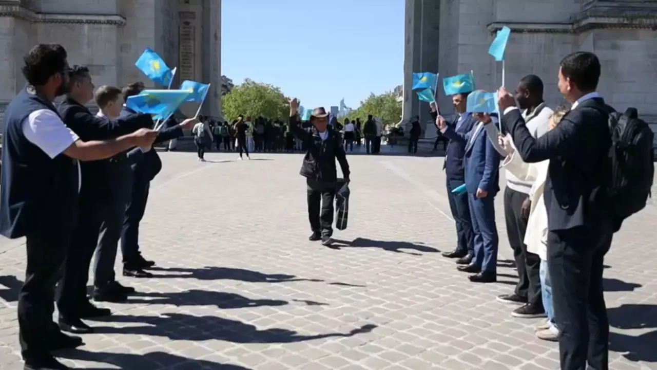 76 жастағы жиһанкез елге оралды