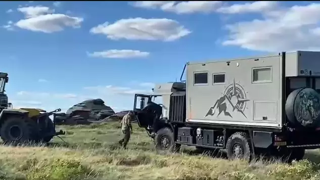 Туристы застряли в солончаке в Баянауле