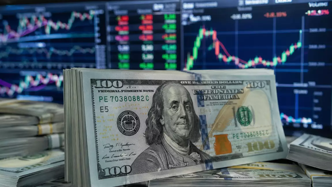 Доллар жыл соңына дейін 540 теңгеге жетуі мүмкін - сарапшылар болжамы