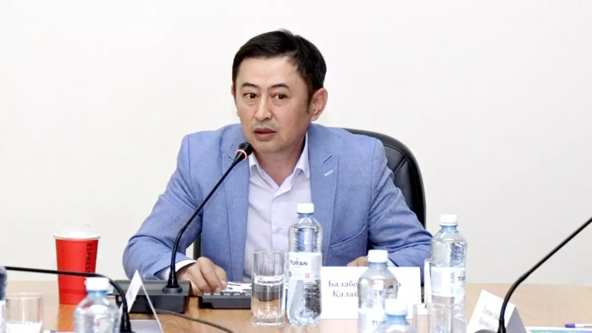 Қазақ тілін оқытуға арналған республикалық онлайн семинар өтті