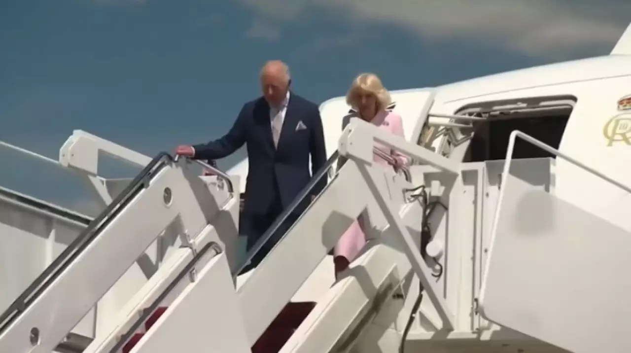 Король Великобритании Карл III прибыл с визитом в США