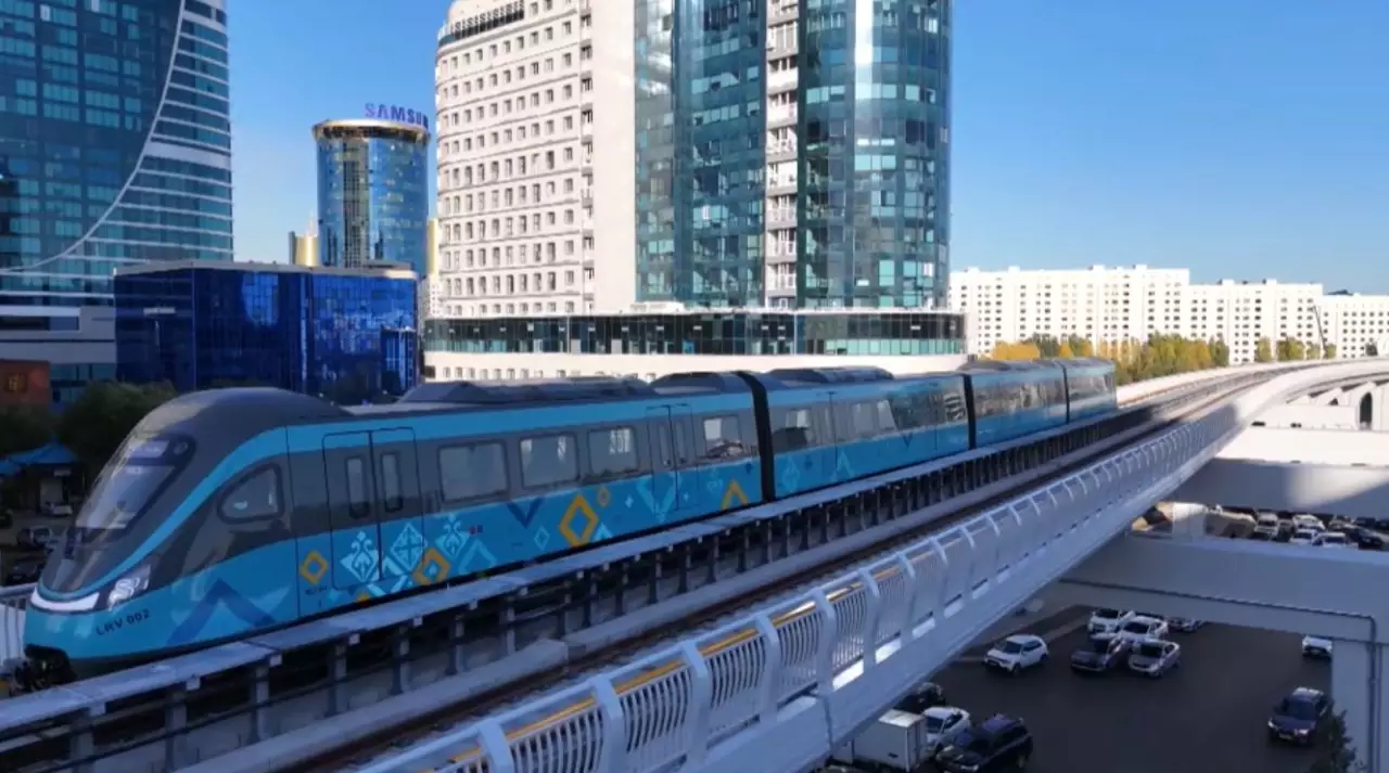 Астанада LRT картасын рәсімдеу басталды