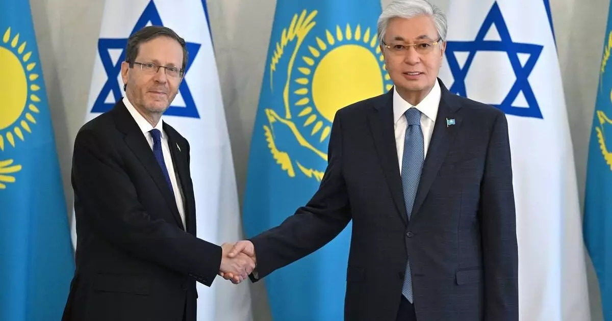  Қазақстан мен Израиль әріптестікті жаңа деңгейге көтеруге уағдаласты 