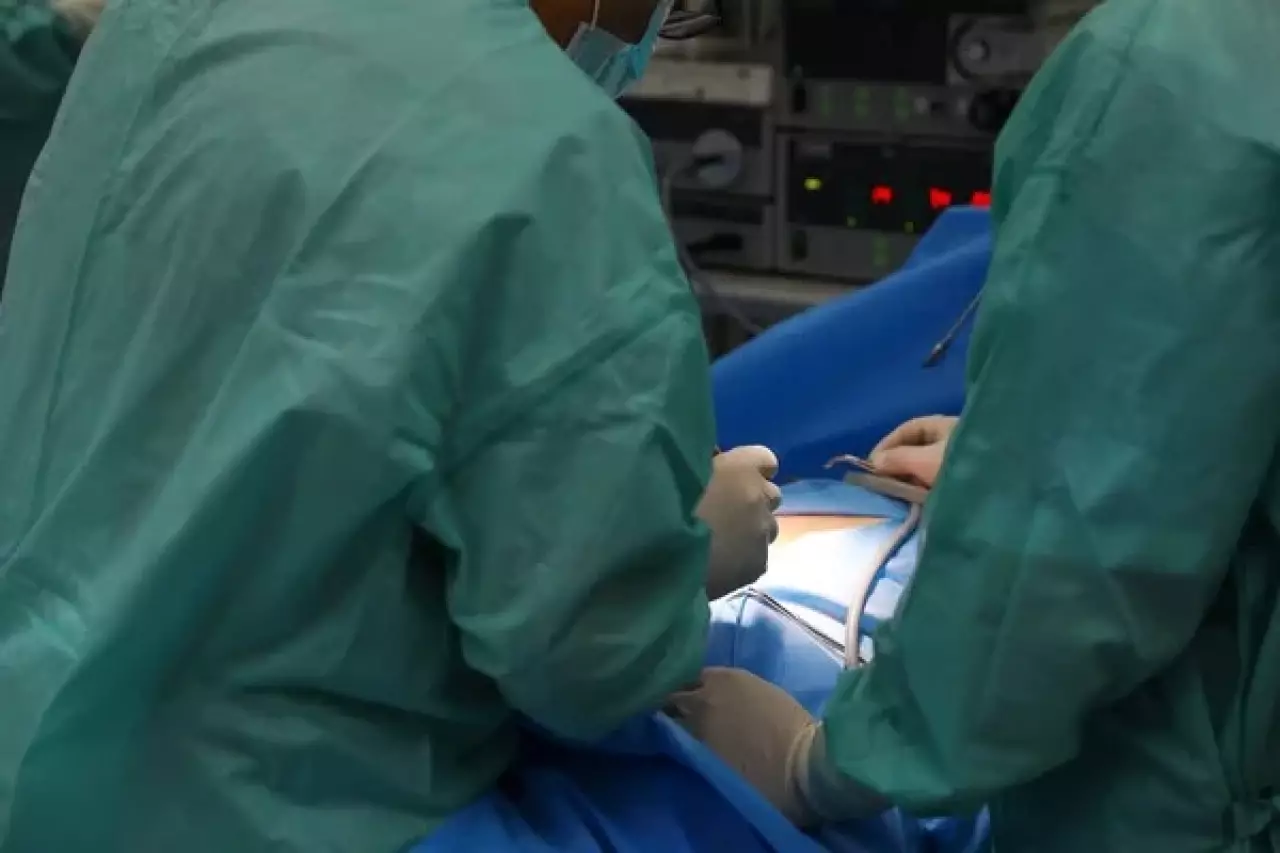 Қазақстанда миы ауыр патологияға ұшыраған сәбиге бірегей операция сәтті жасалды