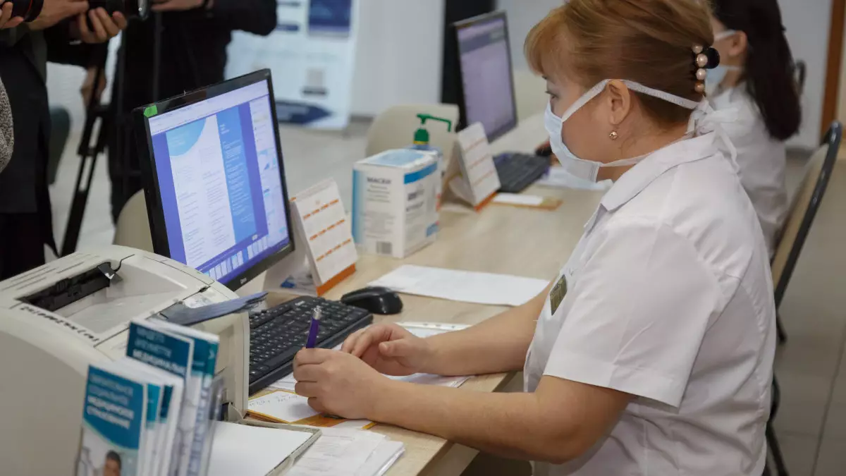 Очереди к врачам сократят с помощью ИИ