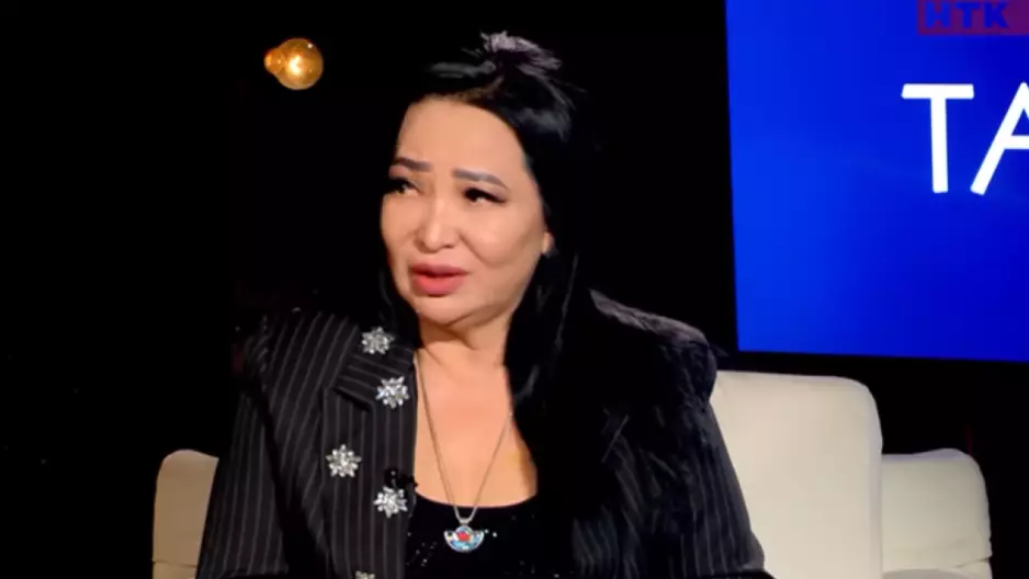 "Наркоздан оянбаймын ба деп қорқамын": Гүлзира Айдарбекова пышаққа түсетінін айтты (ВИДЕО)