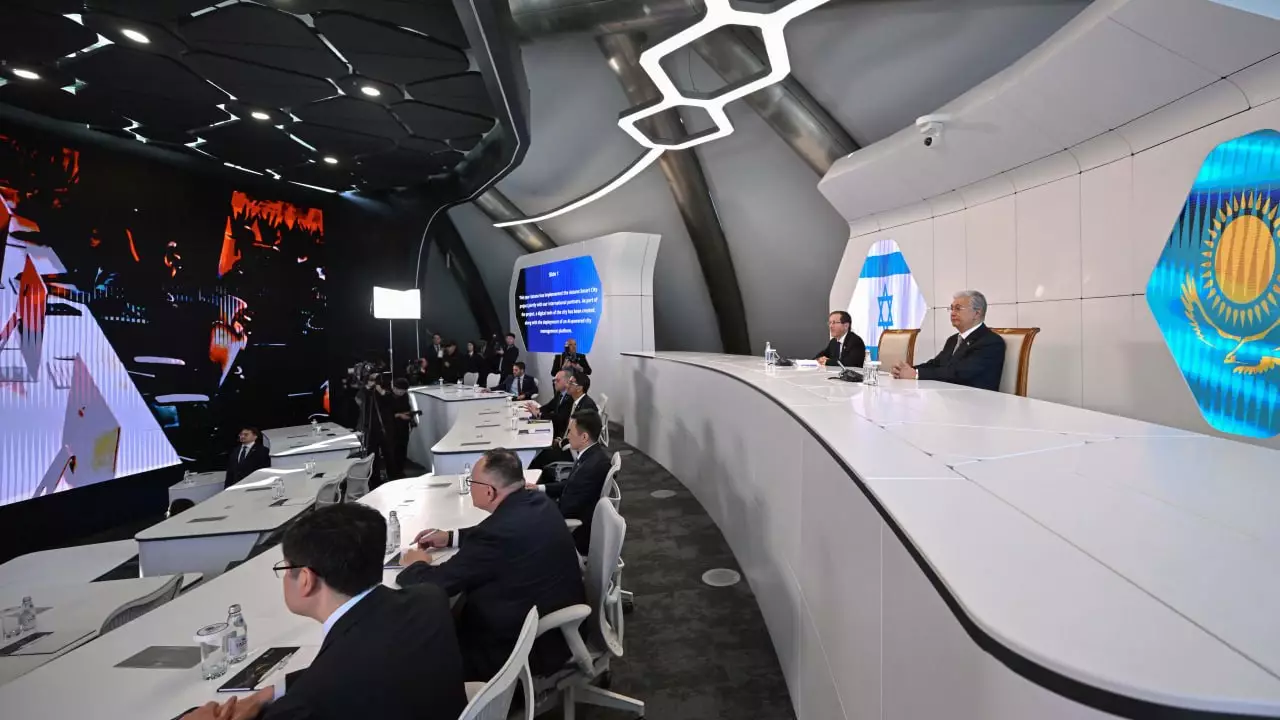 Тоқаев пен Герцог жасанды интеллект орталығына барды