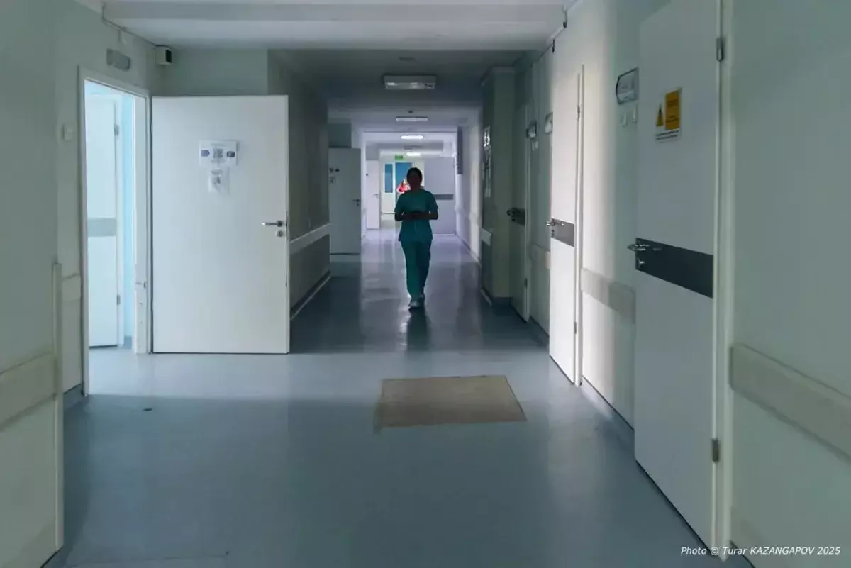 Врачи рассказали о состоянии женщины, выжившей при пожаре в ЖК «Коркем-3»