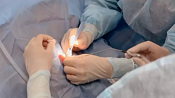 В Караганде проведены сложные операции по установке слуховых имплантов